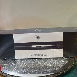 NIB - L’ange Ceramic 1 Pass Flat Iron.